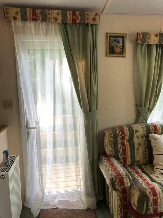 61 Glenfinart Caravan Park Данун Экстерьер фото